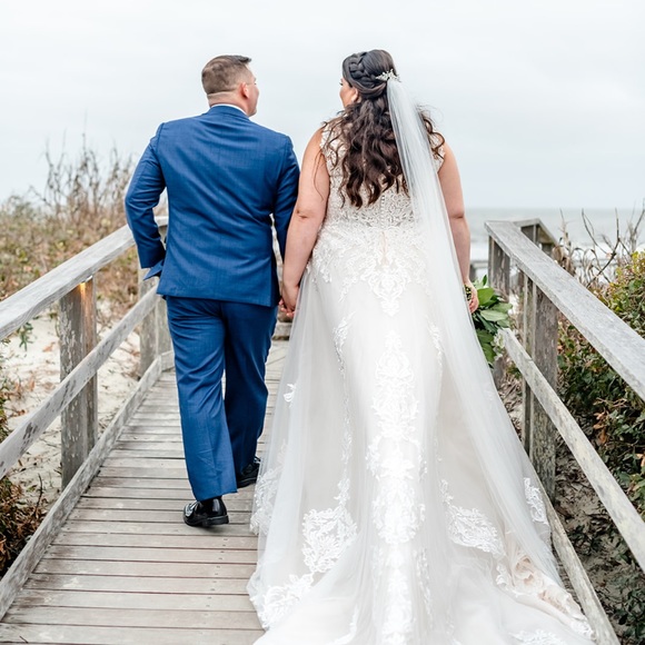Maggie Sottero Lace Wedding Gown - Picture 11 of 11